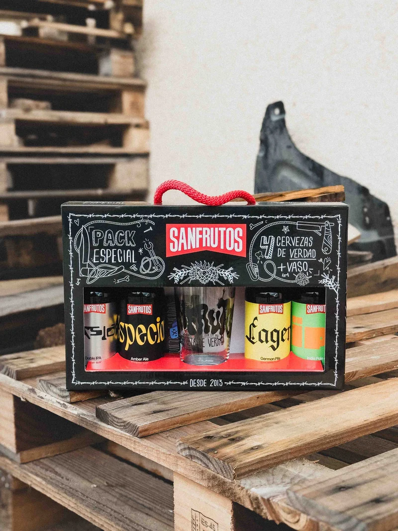 PACK REGALO DEGUSTACIÓN 4 CERVEZAS + VASO