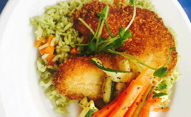 Pescado Empanizado (Comida del Día)