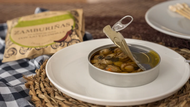 Zamburiñas en Aceite de Oliva con Ajo y Guindilla 111g
