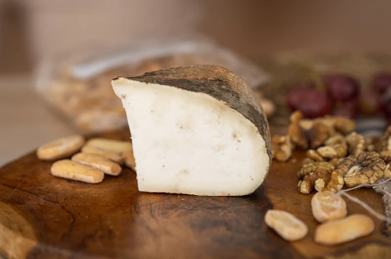 Queso de Cabra Madurado Tipo Servilleta 210g
