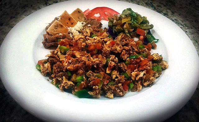 Machaca con Huevo