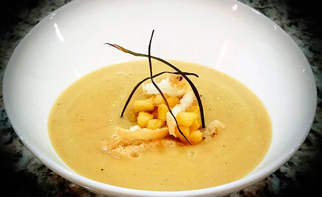 Crema de Manzana con Poro