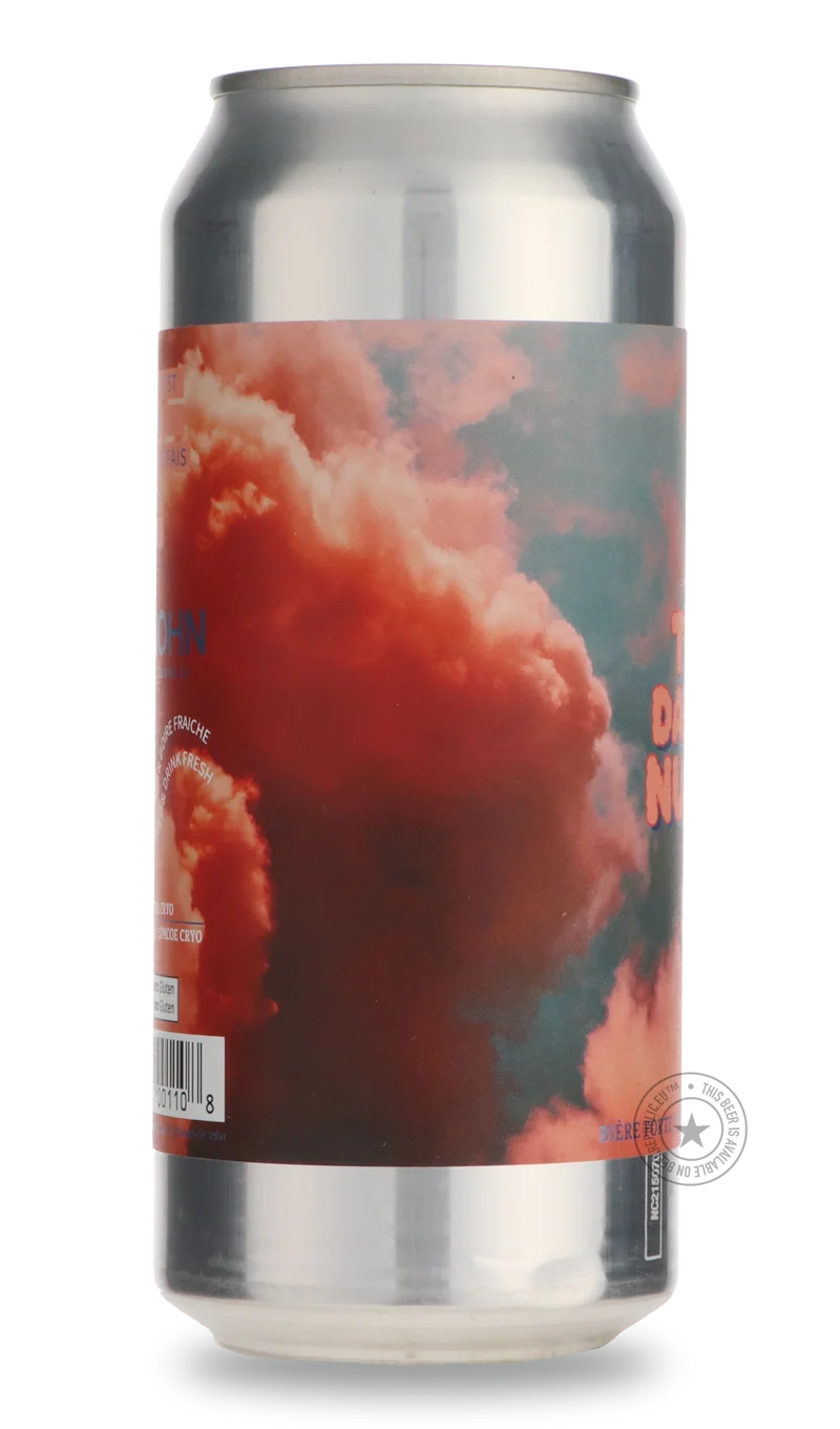 La Tête Dans Les Nuages