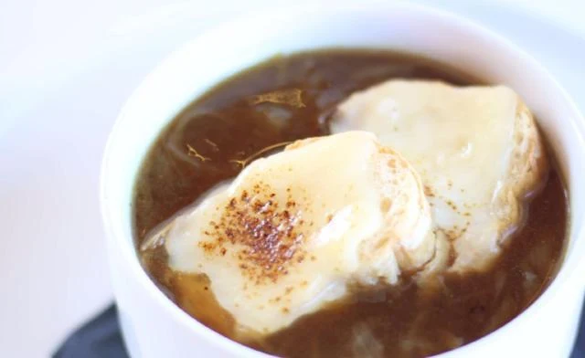 Sopa de Cebolla