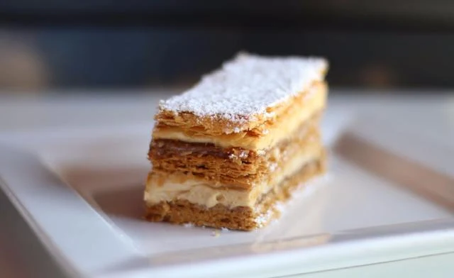 Pastel de Mil Hojas De Dulce De Leche