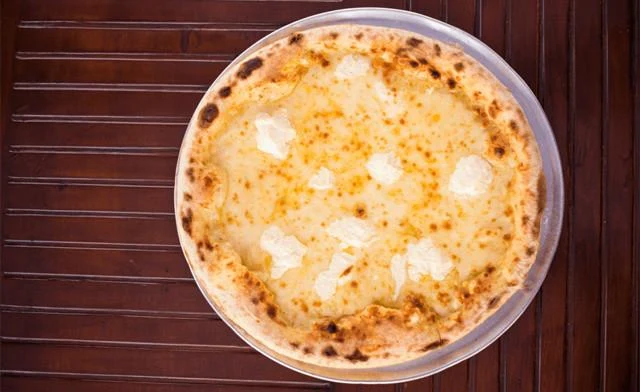 Pizza - Quatro Formaggi