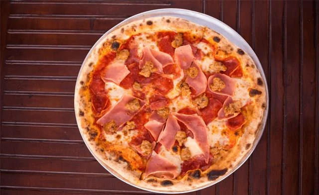 Pizza - Quatro Carnes