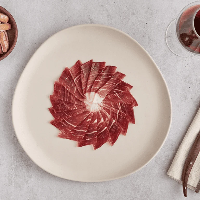 Jamón de Bellota Ibérico 75% raza Ibérica cortado a mano de Castro y González, sobres de 100 g