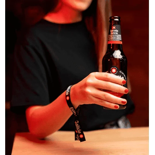 Pack regalo cervecero de Estrella Galicia y 1906