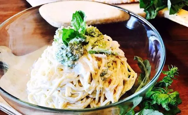 Pasta Pollo + Brocoli