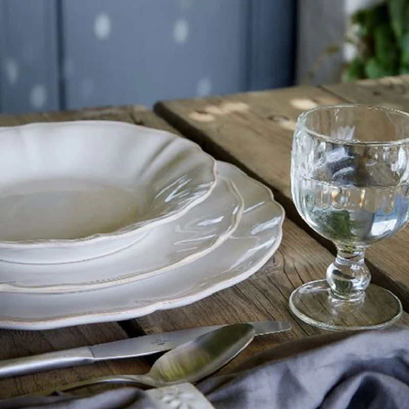 Plato llano Alentejo Blanco. Varias medidas y unidades.