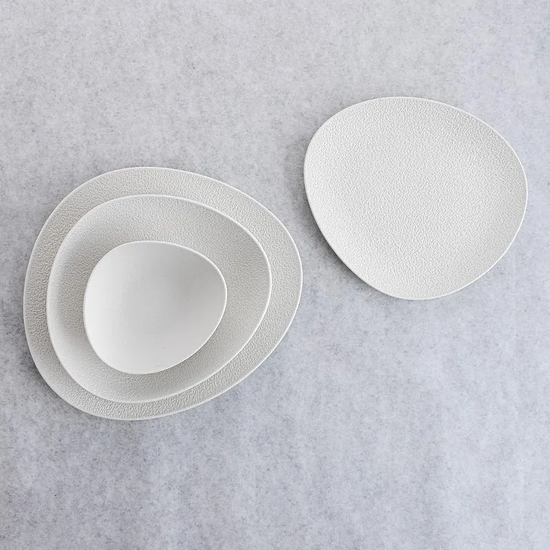 Plato hondo ovalado irregular porcelana Fosil. 22 x 19 cm. Varios colores - 6 Uds.