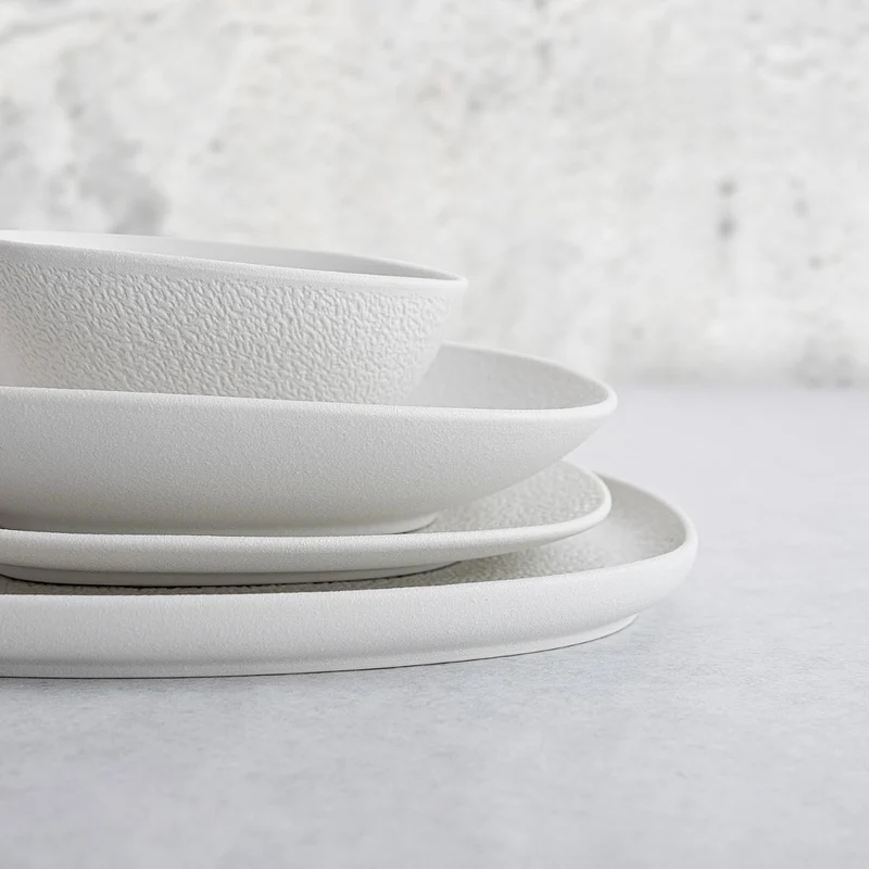 Plato llano cuadrado irregular porcelana Fosil. 21 x 20 cm. Varios colores - 9 Uds.