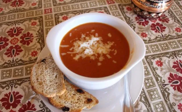 Sopa Domates