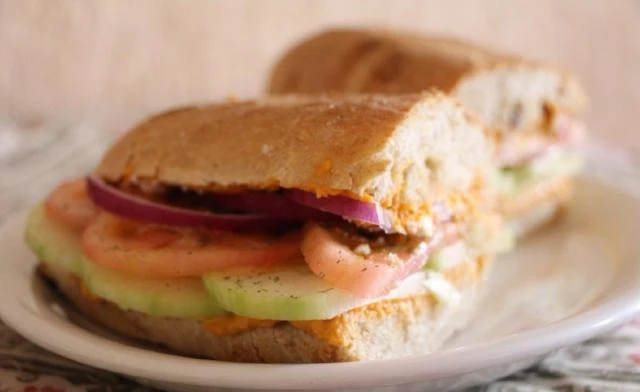 Cold Veggie Sándwich