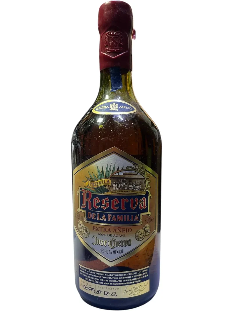 TEQUILA JOSE CUERVO RESERVA DE LA FAMILIA EXTRA AÑEJO